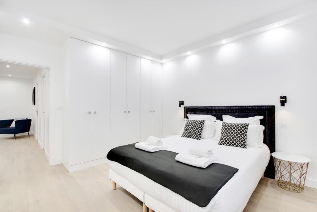 Trocadero/ Eiffel Tower - 3 Bedrooms- All New! Παρίσι Εξωτερικό φωτογραφία